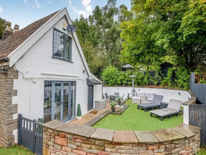 2 Bedroom Cosy Cottage With Hot Tub In Hambrook Close To Bristol City Centre Εξωτερικό φωτογραφία